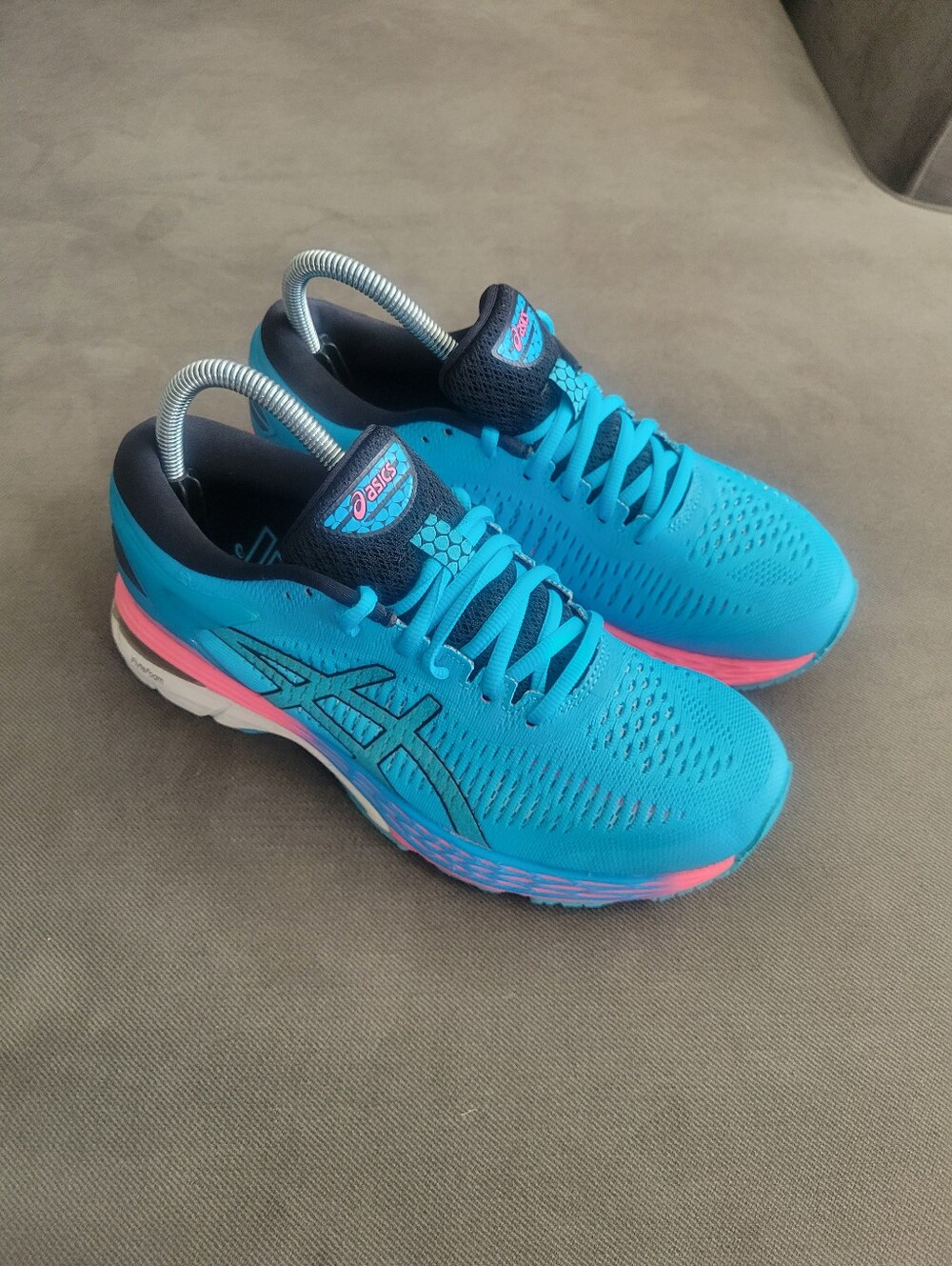 Asics Gel Kayano 25 Women's Size 8 Running Shoes Blue Pink